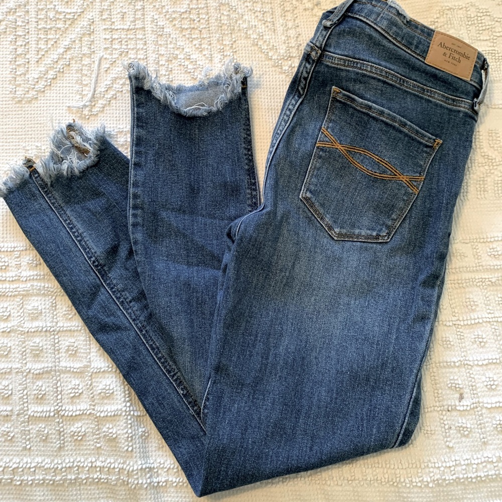 Abercrombie and Fitch High Rise Ankle Jean
